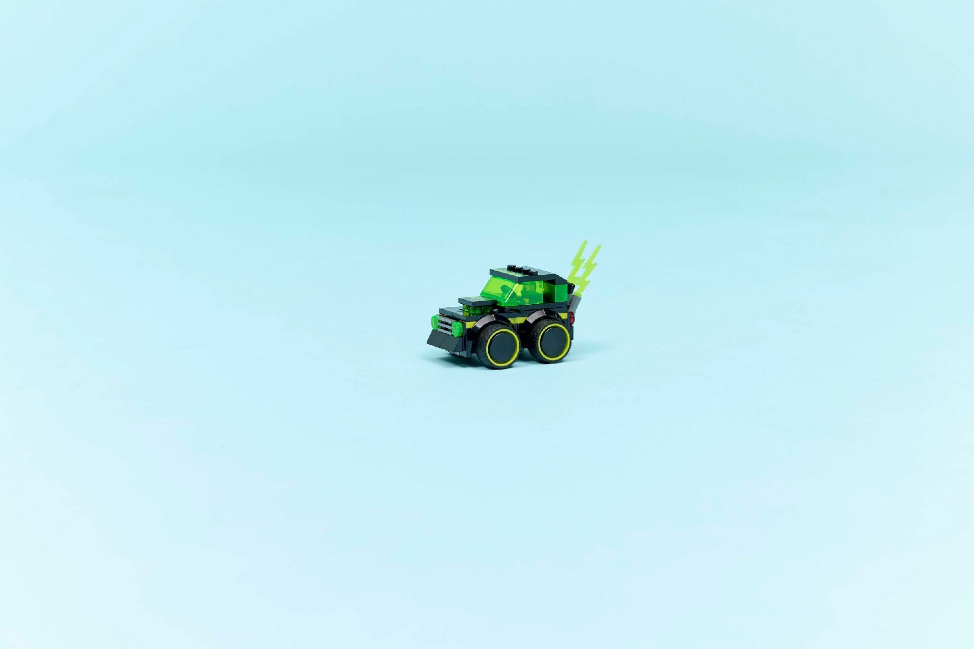 LEGO® Rides – Gaming Race Car