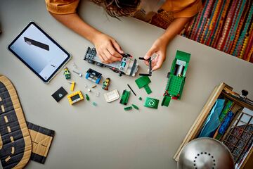 LEGO® Recycling Truck
