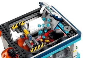 LEGO® Drive-Through Car Wash