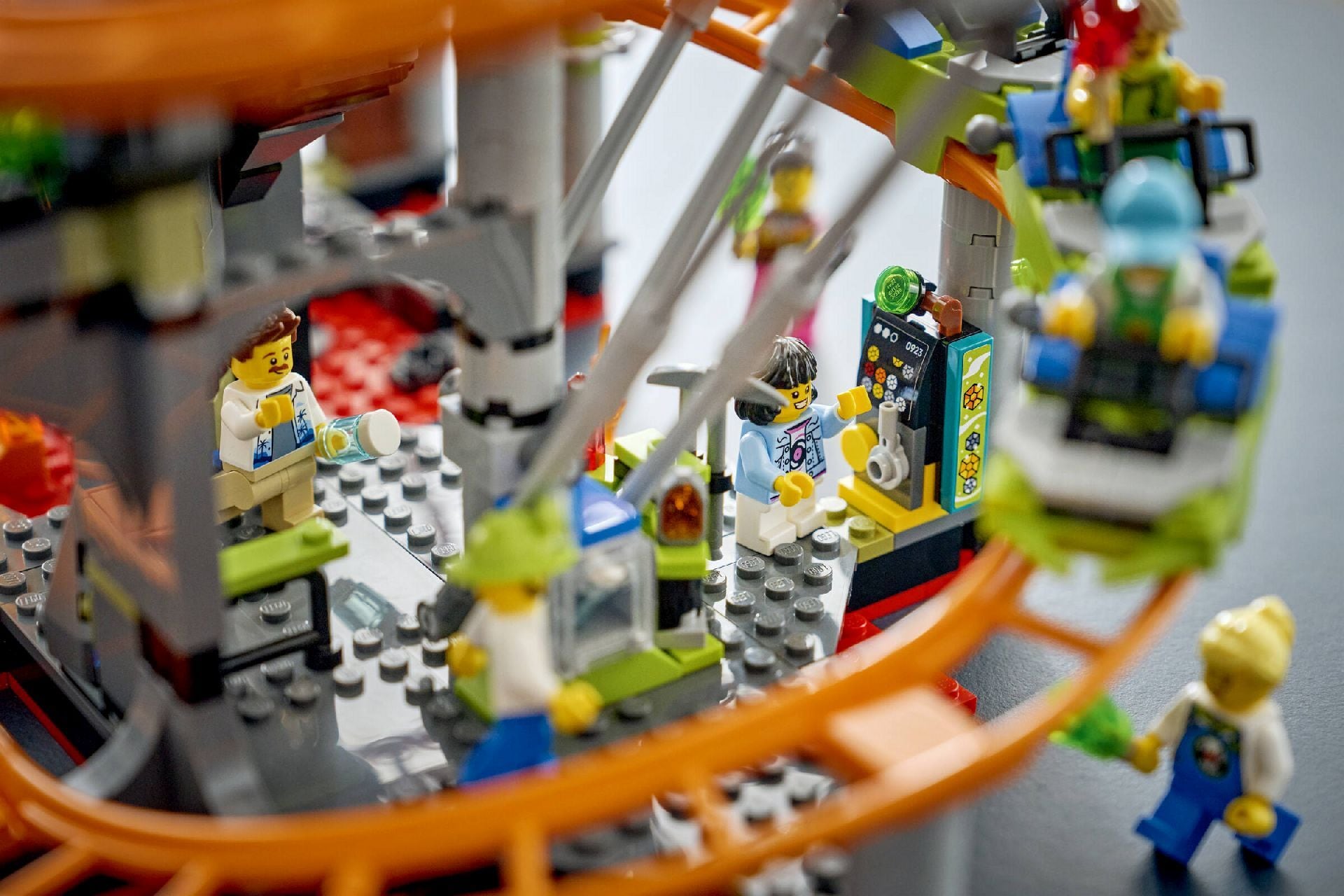 LEGO® Lava Land Roller Coaster Park