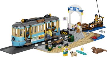 LEGO® Classic Beach Streetcar