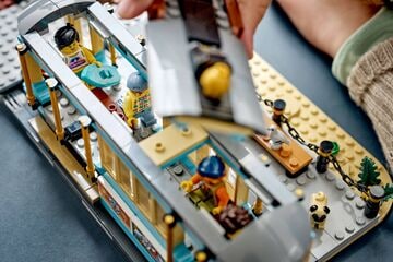 LEGO® Classic Beach Streetcar