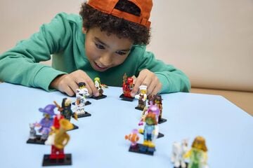 LEGO® Series 29