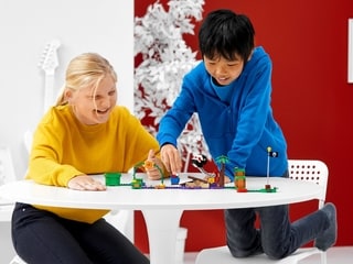 مجموعة لعبة تركيب سوبر ماريو™ تشومب جانغل انكاونتر القابلة لزيادة قطع إضافية من ليغو®