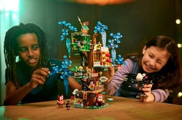 LEGO® Fantastical Tree House