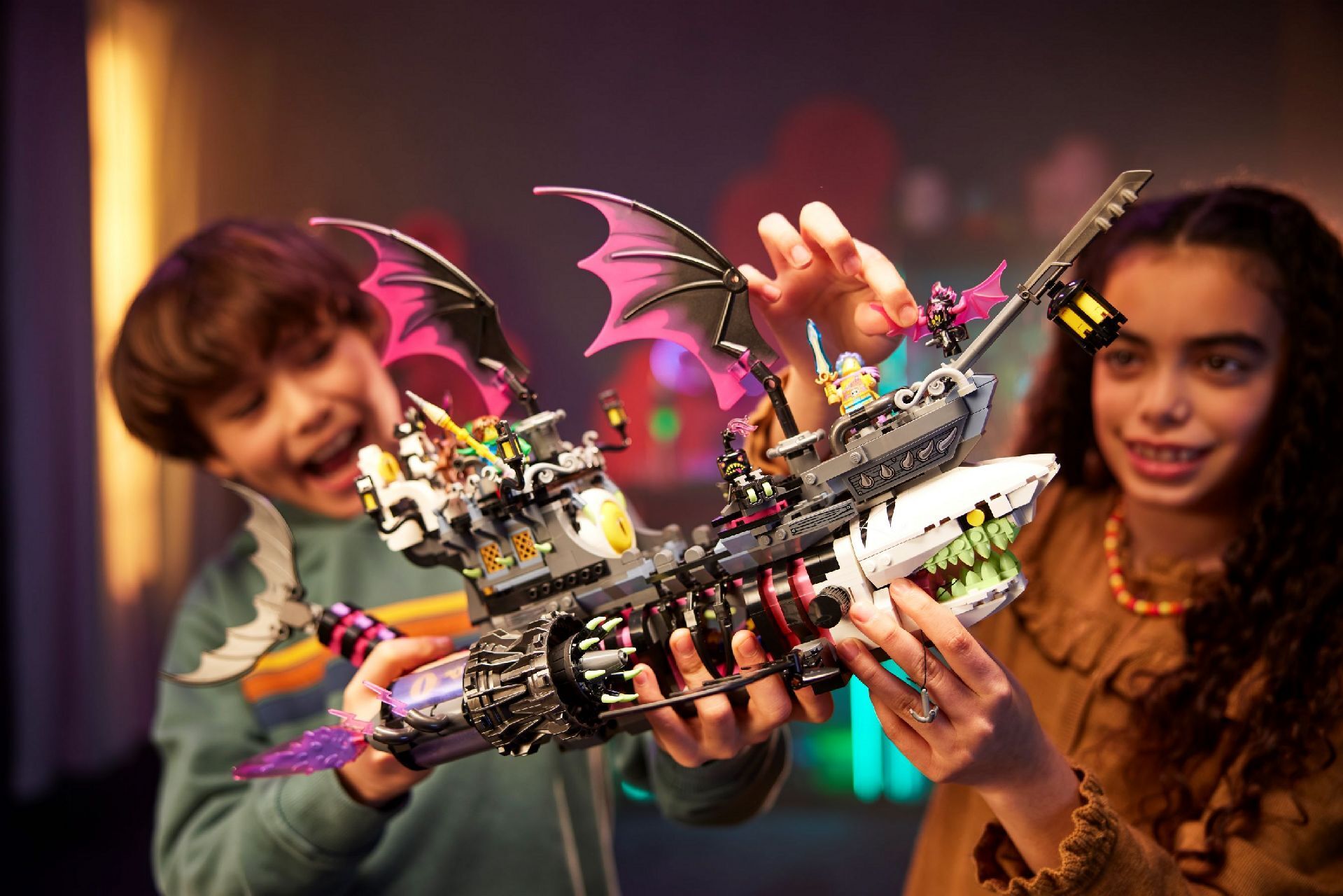 LEGO® Nightmare Shark Ship