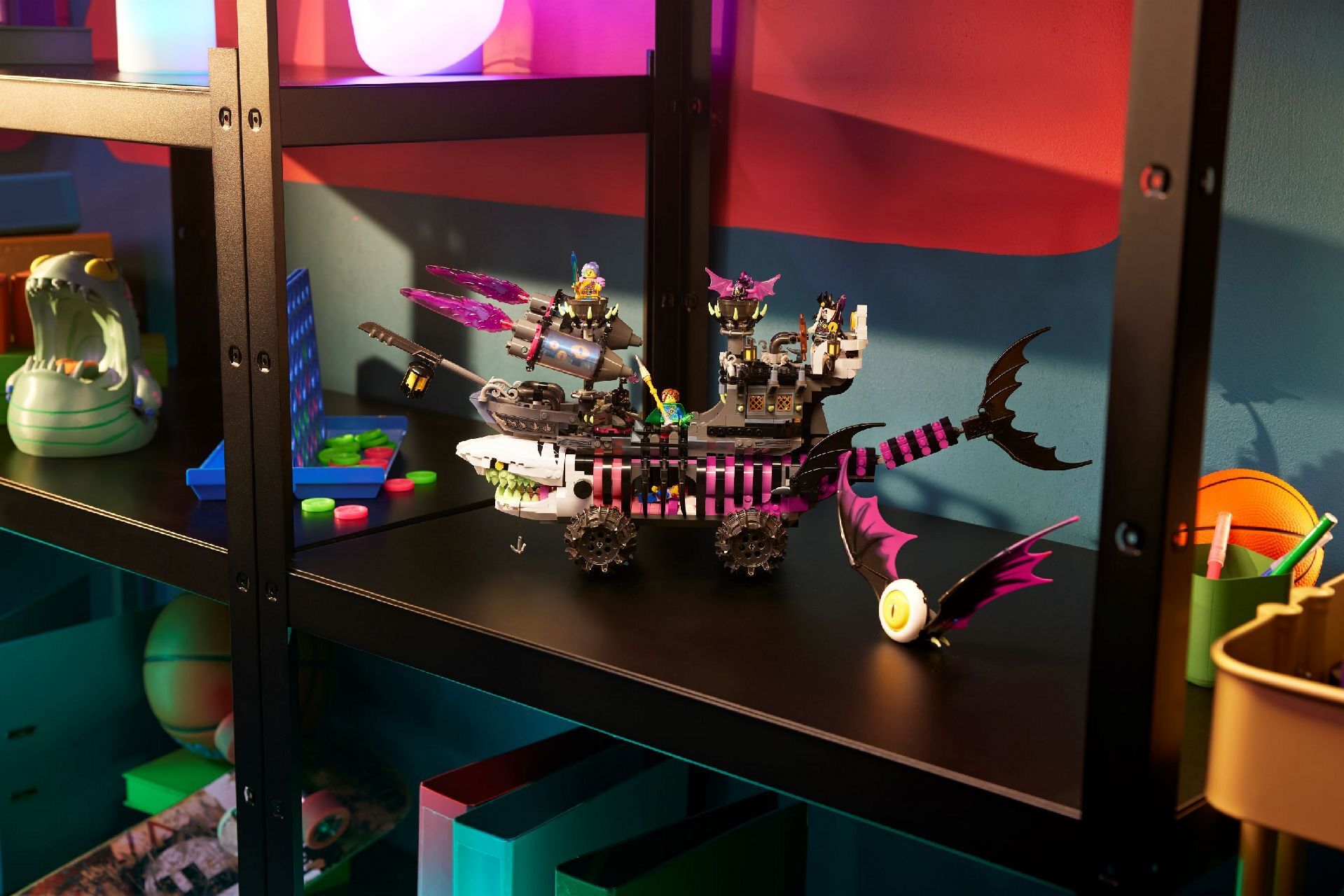 LEGO® Nightmare Shark Ship