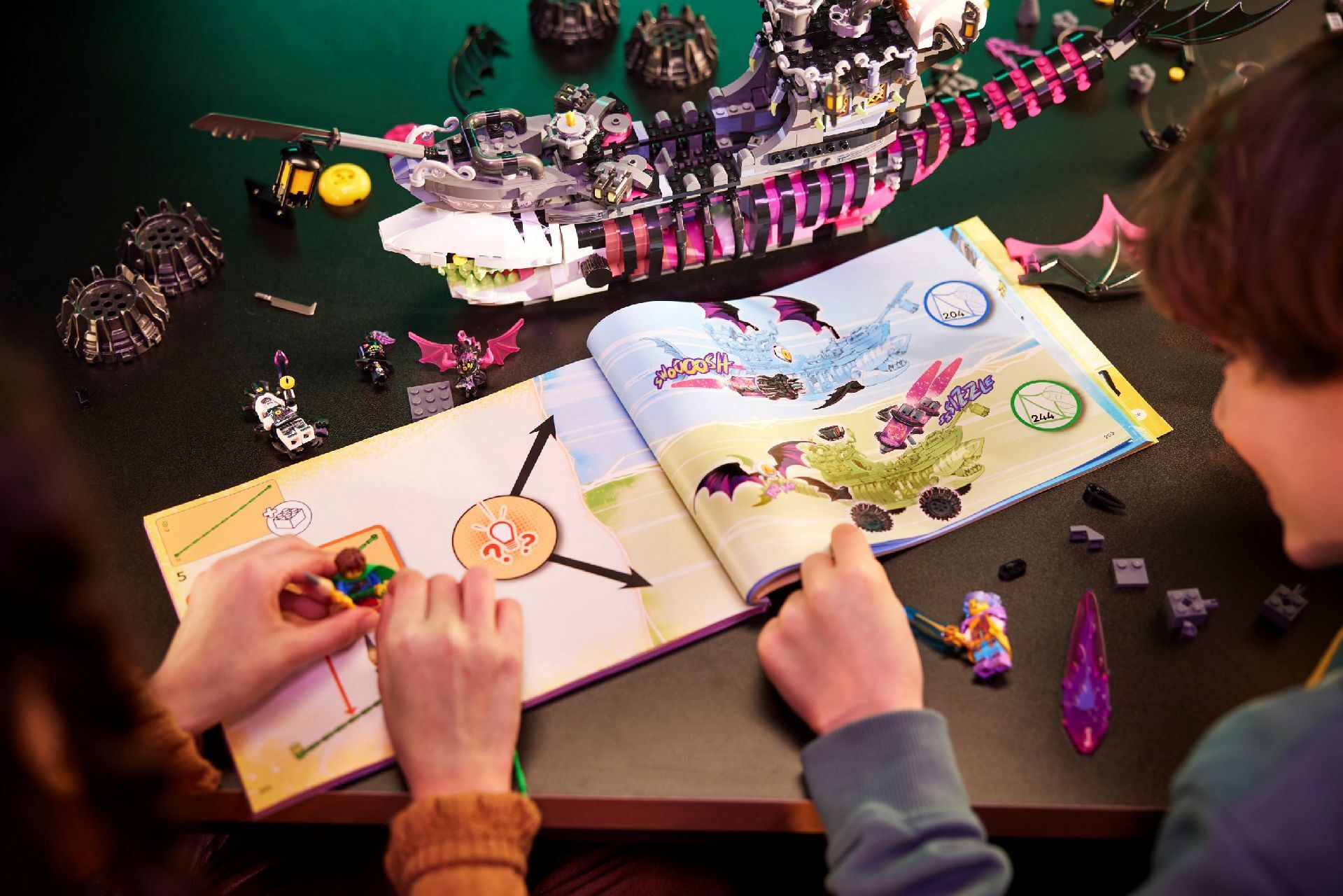 LEGO® Nightmare Shark Ship