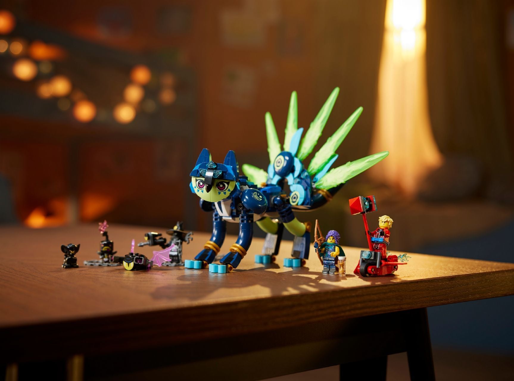 LEGO® Zoey and Zian the Cat-Owl