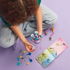 إزي وأرنب الألعاب بانشورو من LEGO®