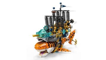 LEGO® Tiger Shark Tank