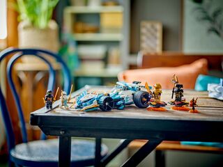LEGO® Zane’s Dragon Power Spinjitzu Race Car