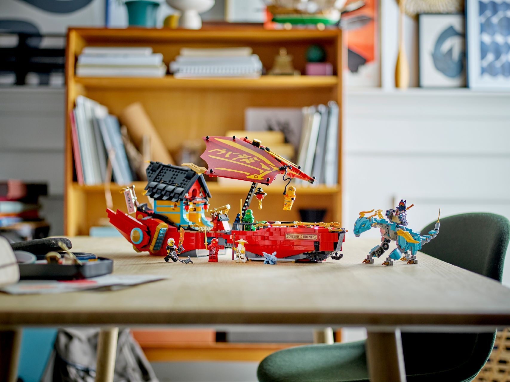 LEGO® Destiny’s Bounty - race against time