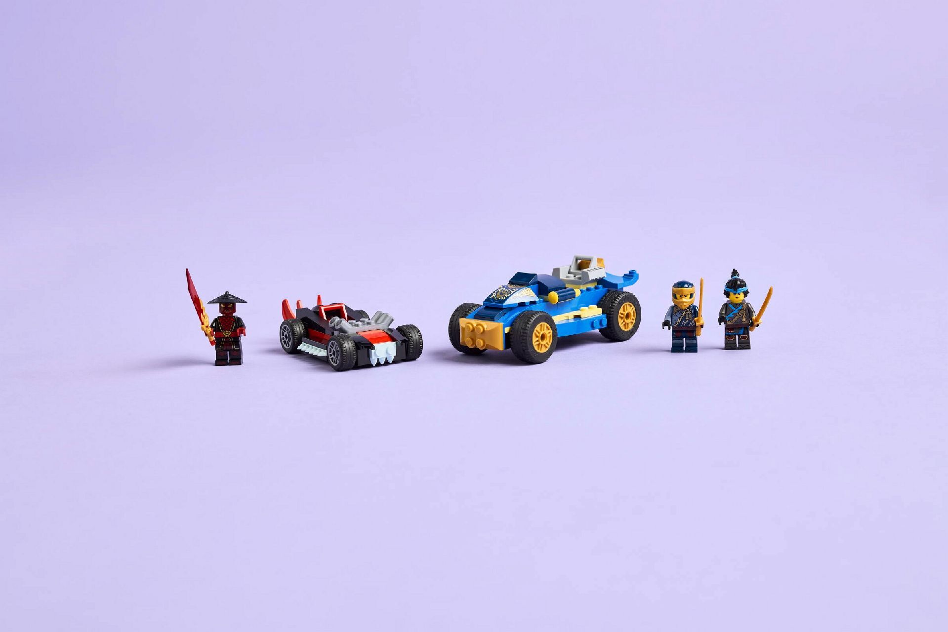 LEGO® Rogue vs. Drix Race Car Duel