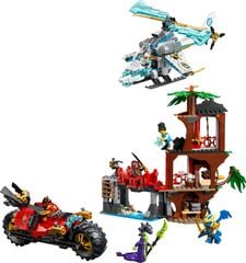 LEGO® Ninja Vehicle Tree House Battle