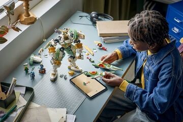 LEGO® Lloyd's Titan Mech 15th Anniversary