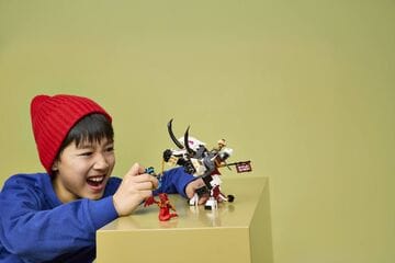 LEGO® Zilvar and Grimtak the Dragon Beast