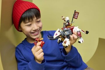 LEGO® Zilvar and Grimtak the Dragon Beast