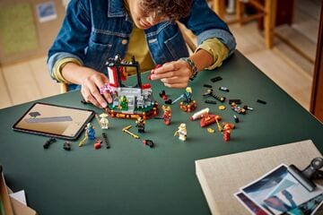 LEGO® Ninja Character Display 15th Anniversary