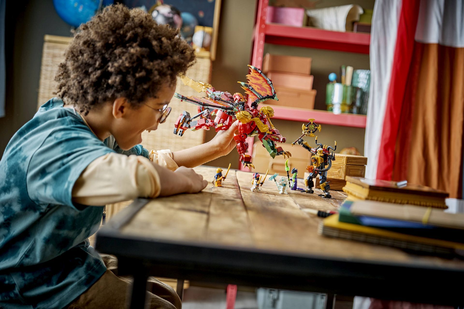 LEGO® Wyldfyre's Transforming Dragon Mech