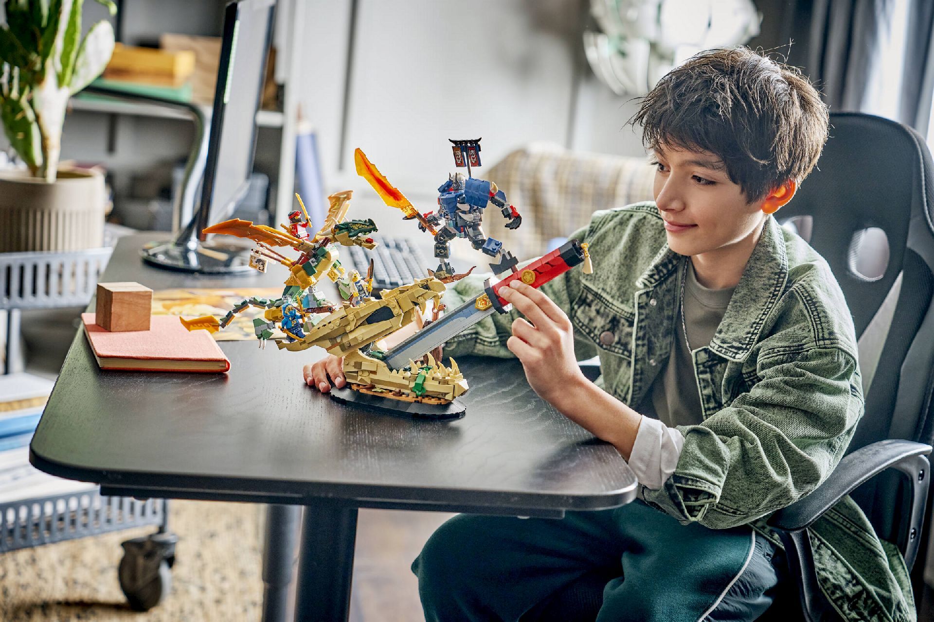 LEGO® Battle at the Dragon's Blade