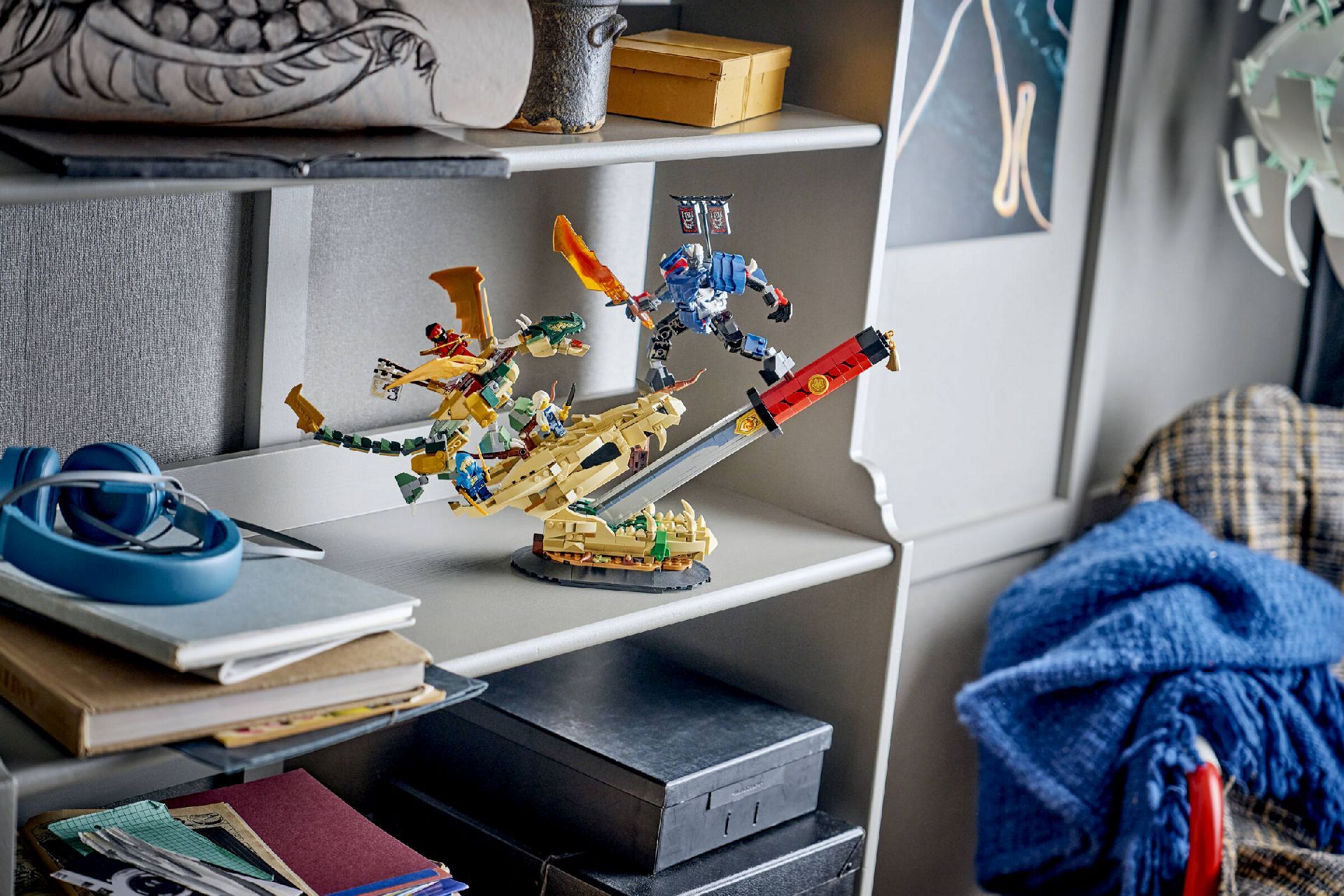 LEGO® Battle at the Dragon's Blade