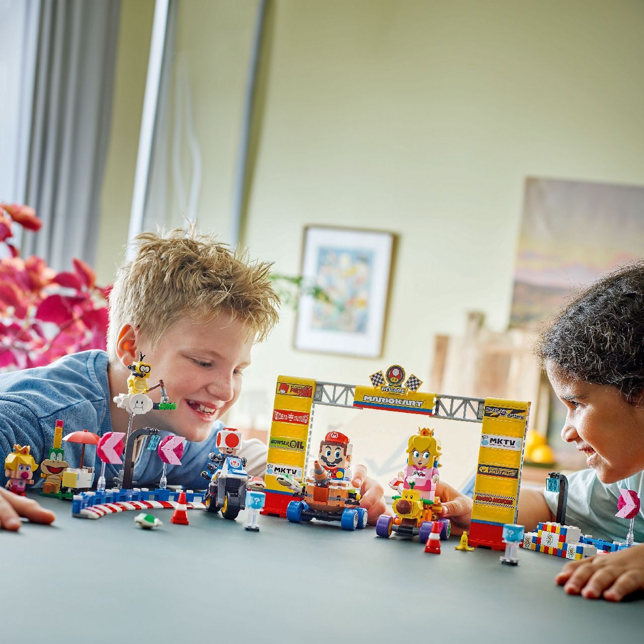 LEGO® Mario Kart™ – Baby Peach & Grand Prix Set