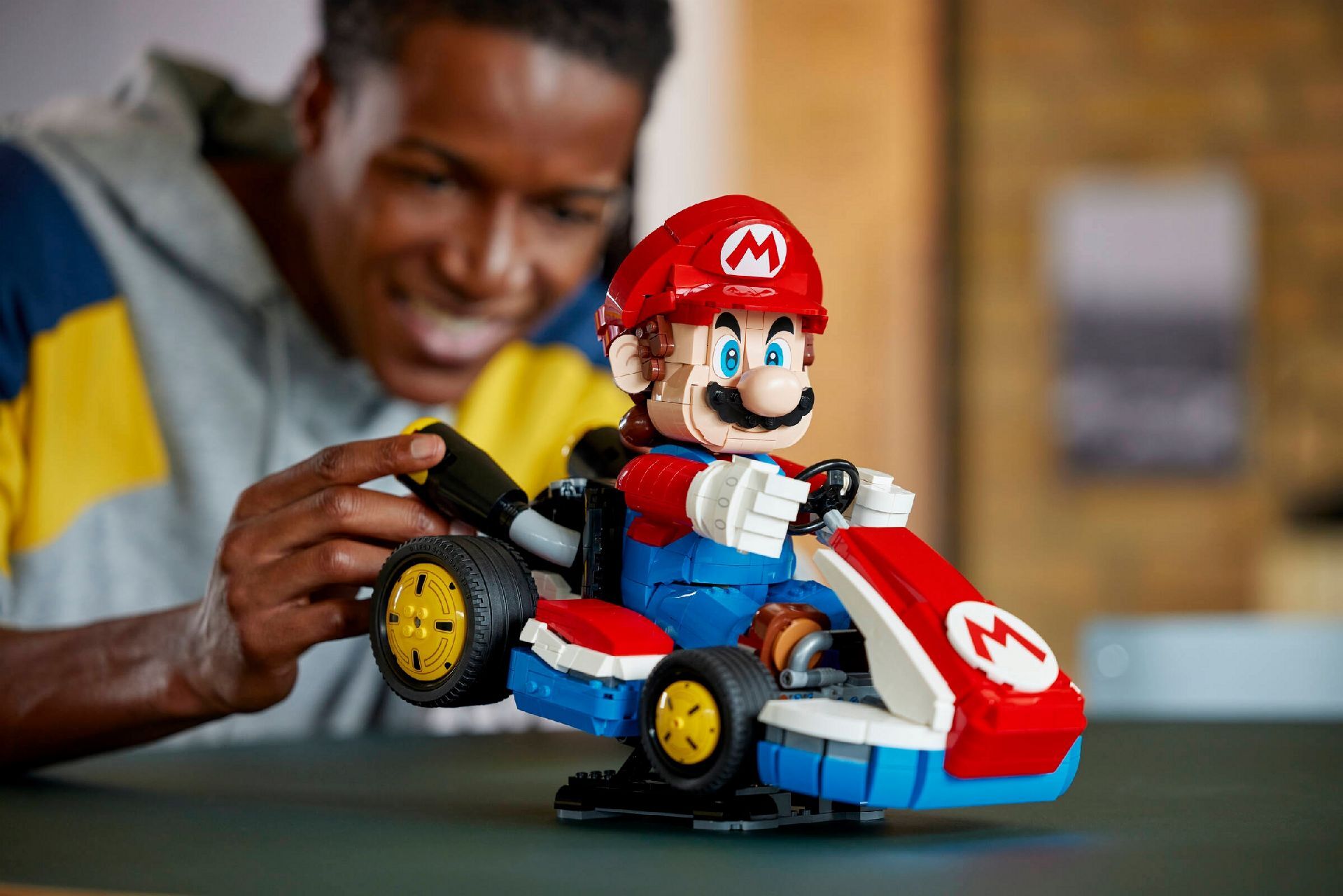 LEGO® Mario Kart™ – Mario & Standard Kart