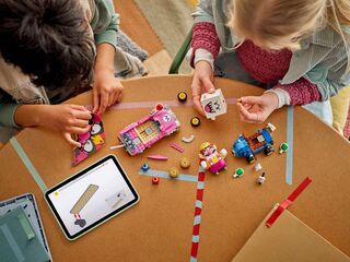LEGO® Mario Kart™ – Wario & King Boo