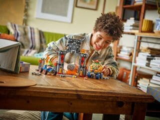 LEGO® Mario Kart™ – Bowser's Castle