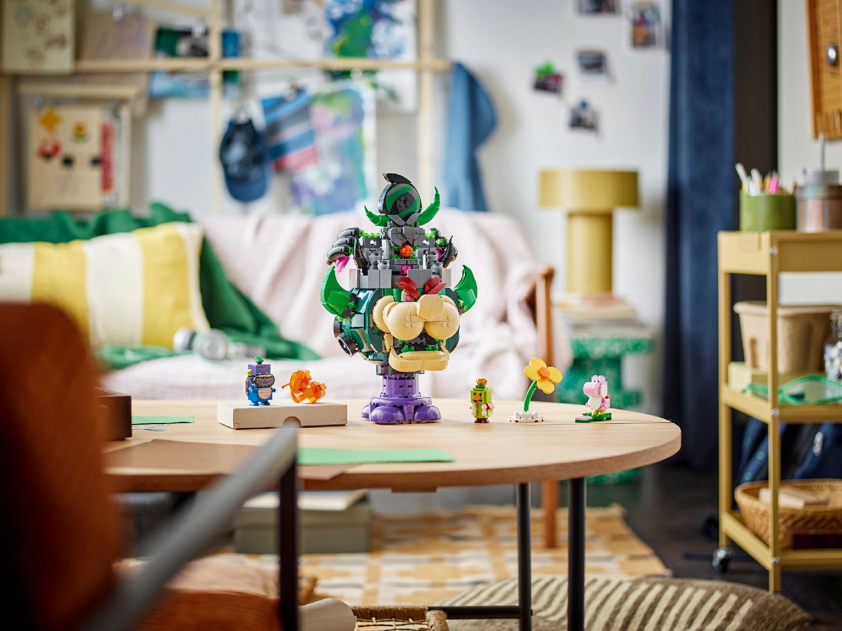 LEGO® Prince Florian & Castle Bowser