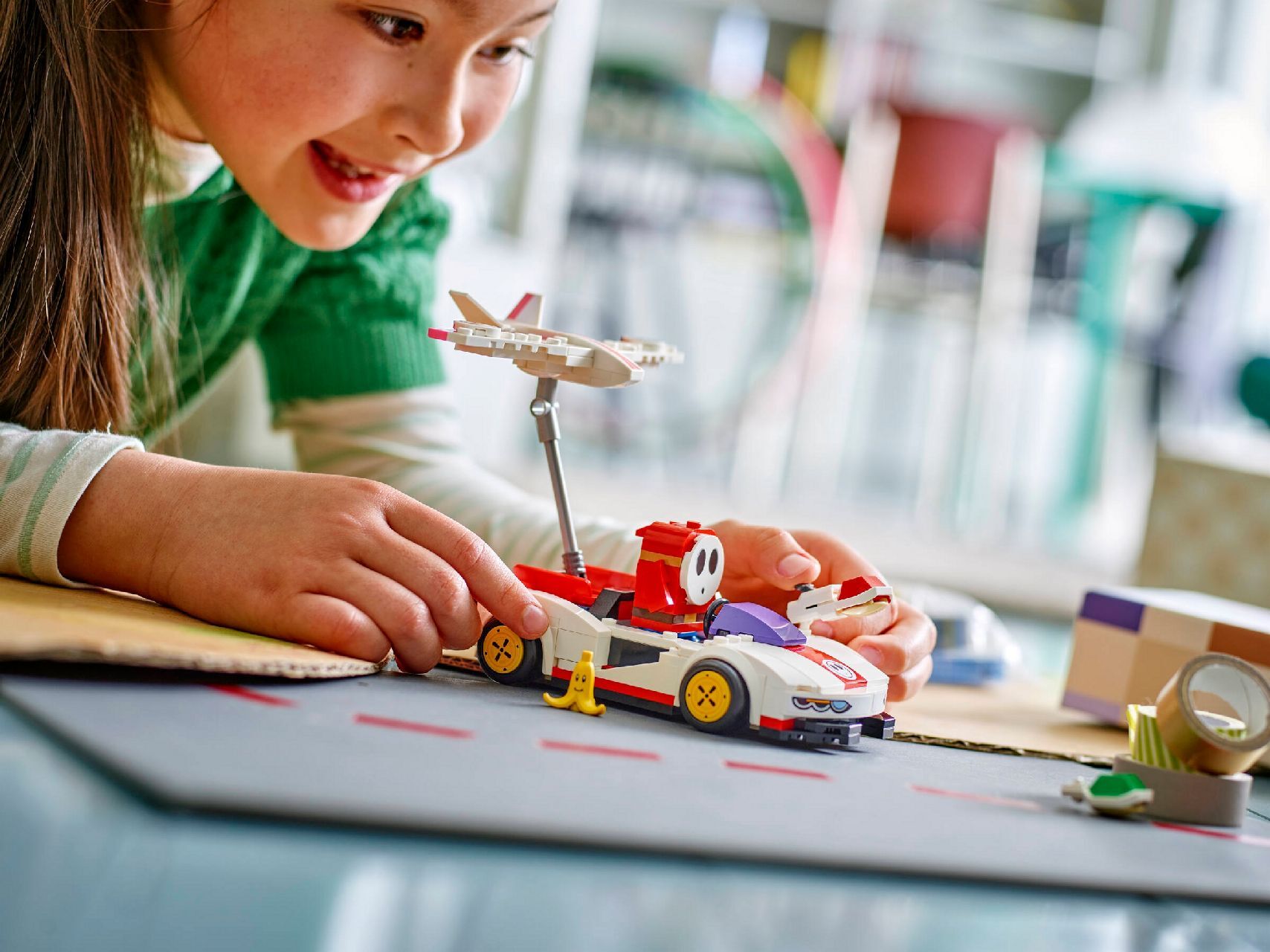 LEGO® Mario Kart™ – Shy Guy & P-Wing