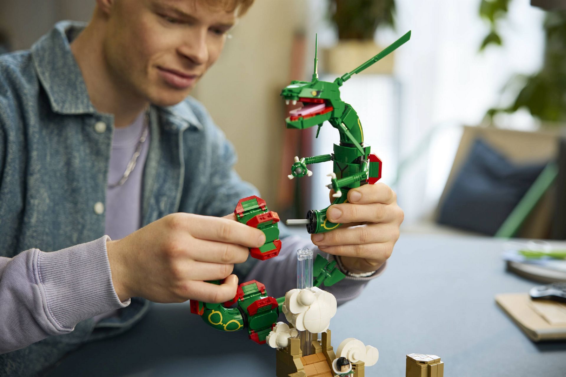 LEGO® Rayquaza