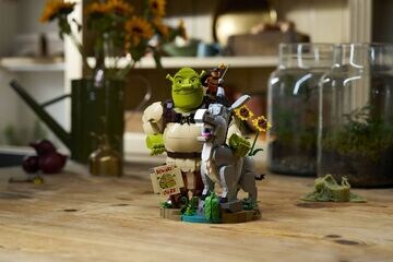 LEGO® Shrek, Donkey & Puss in Boots