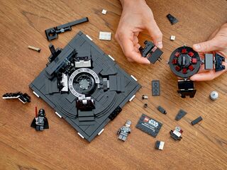 LEGO® Darth Vader™ Meditation Chamber