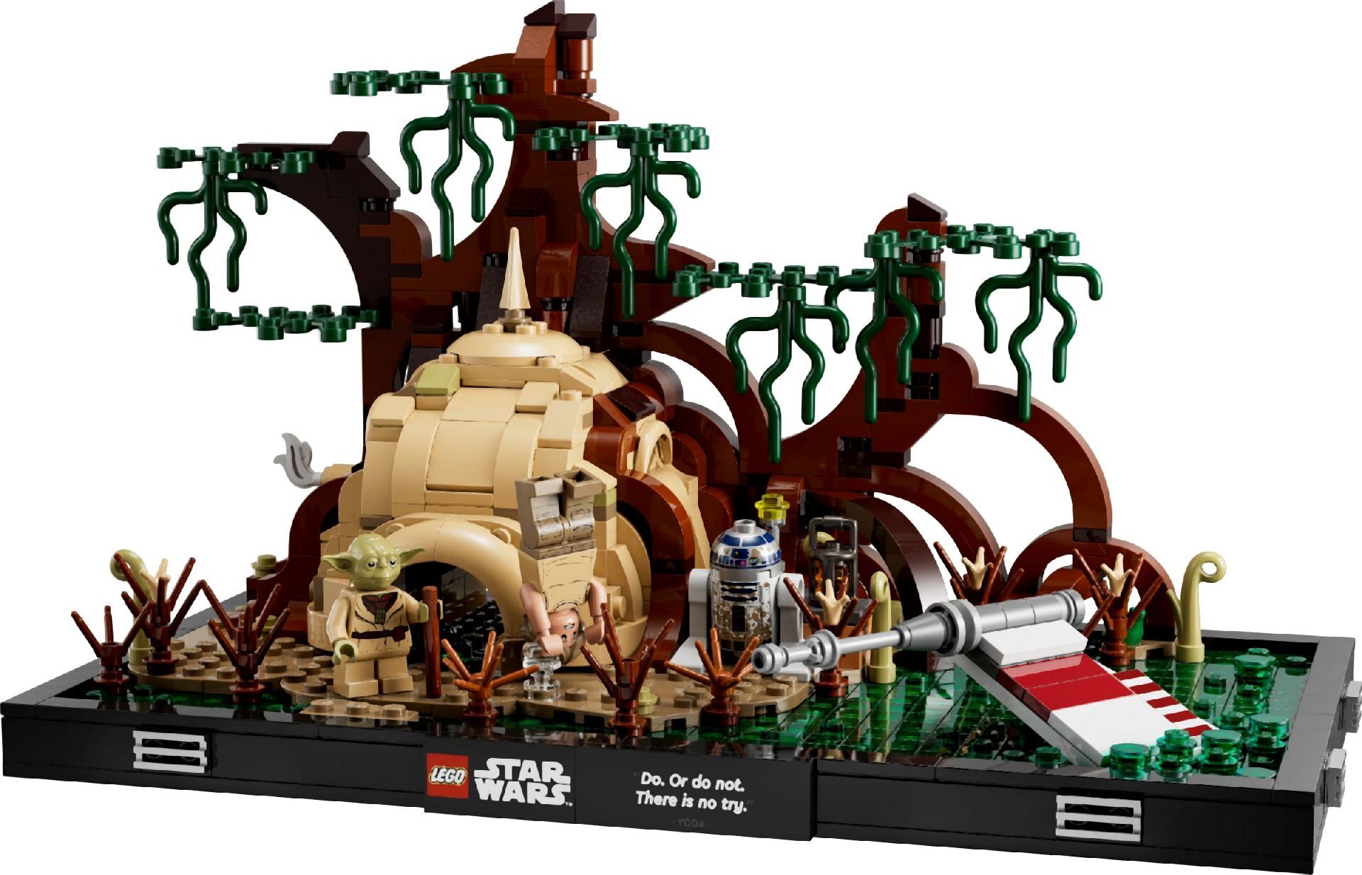 LEGO® Dagobah™ Jedi™ Training Diorama