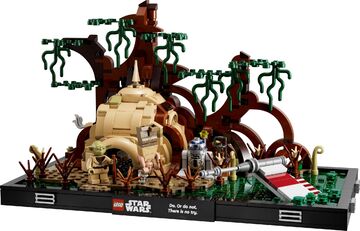 LEGO® Dagobah™ Jedi™ Training Diorama