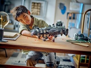 LEGO® The Onyx Cinder