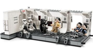 مجموعة الصعود على متن مركبة Tantive IV™ من LEGO®