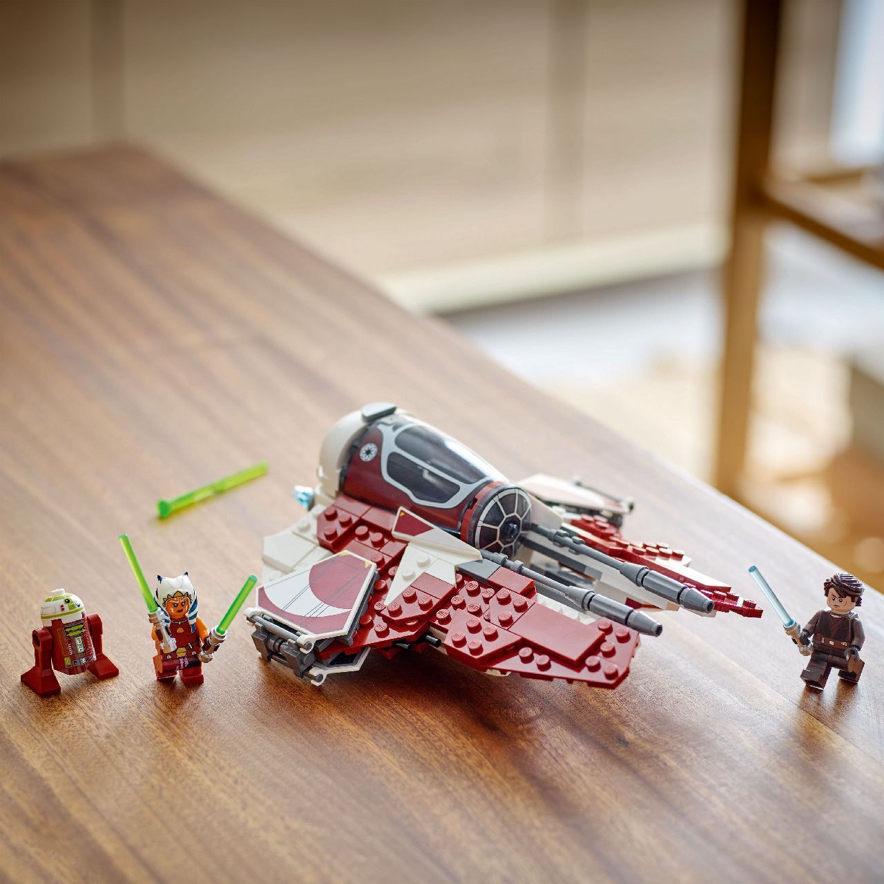 LEGO® Ahsoka's Jedi Interceptor™