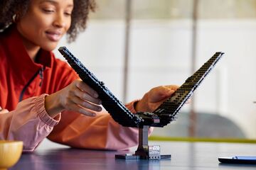 LEGO® Kylo Ren's Command Shuttle