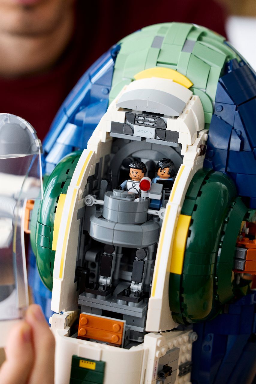 LEGO® Jango Fett's Firespray-Class Starship