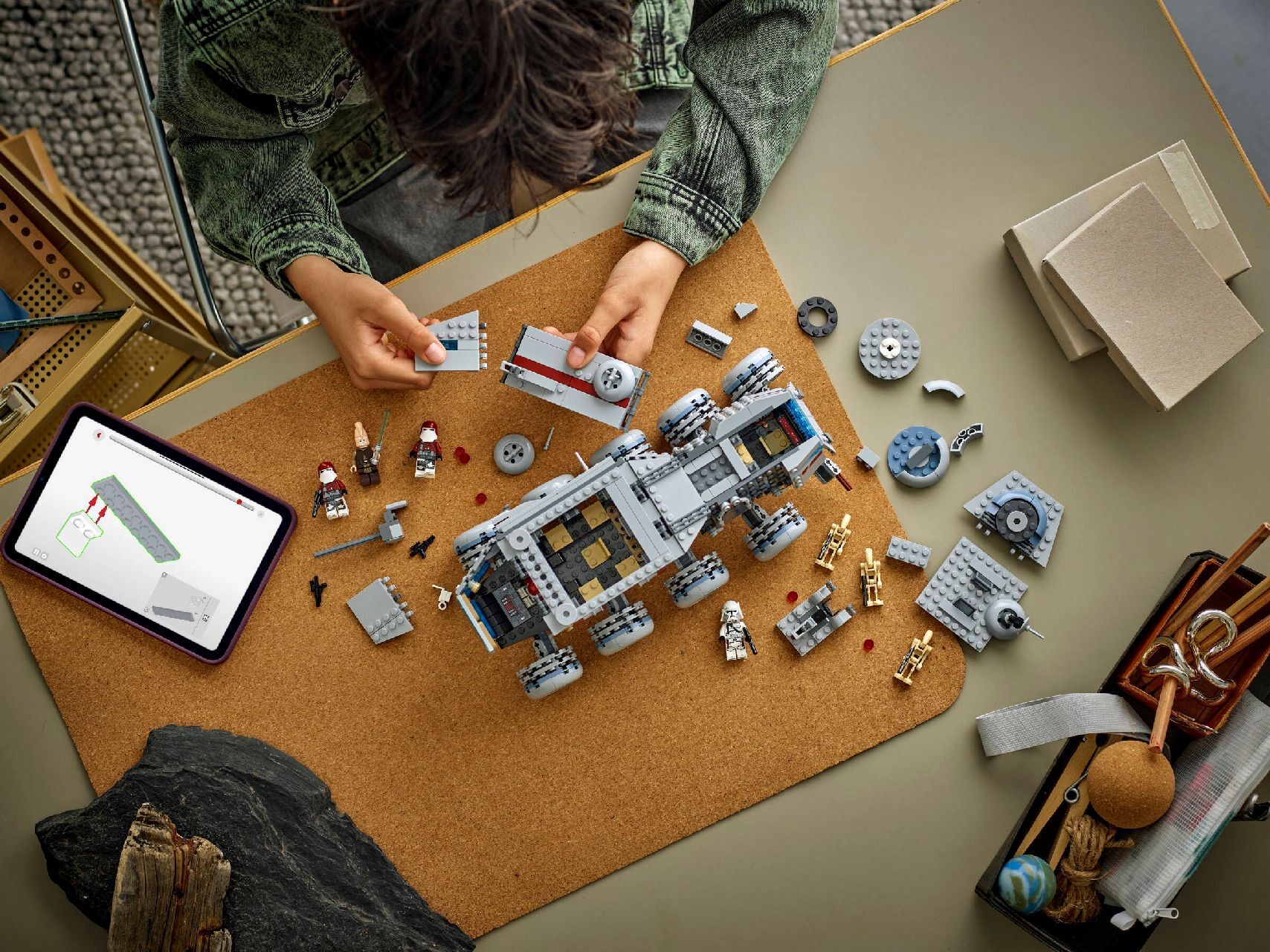 LEGO® Republic Juggernaut