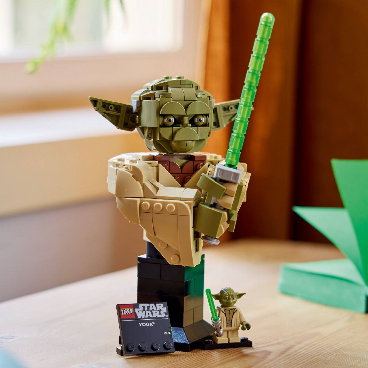 LEGO® Yoda™ Bust