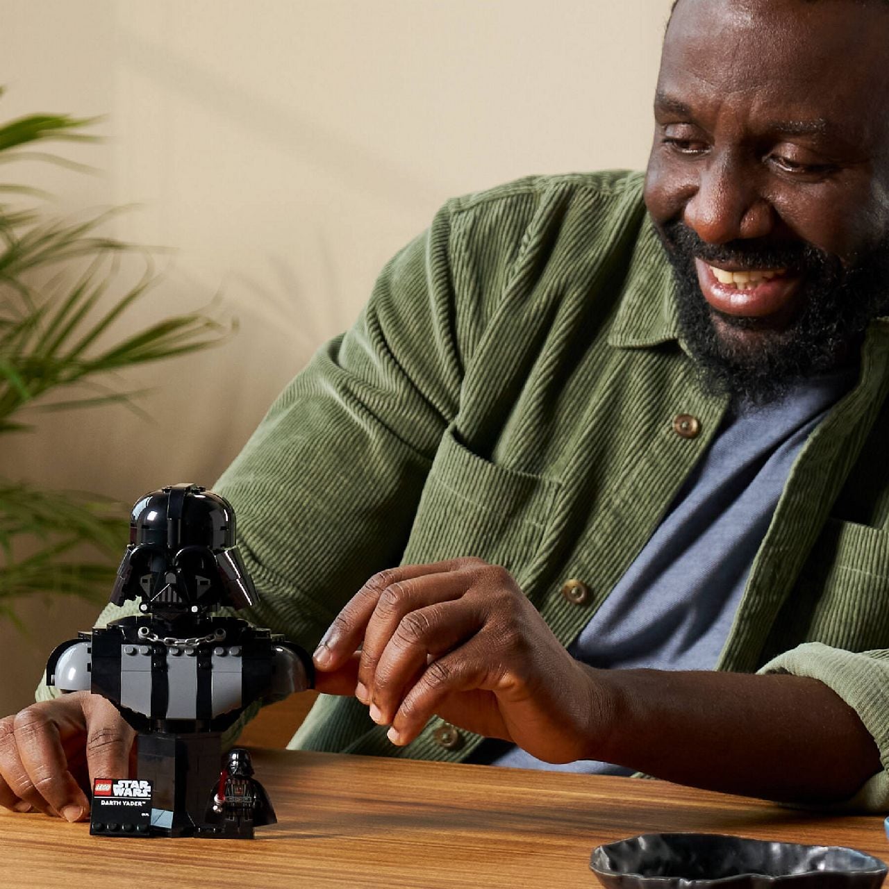 LEGO® Darth Vader™ Bust