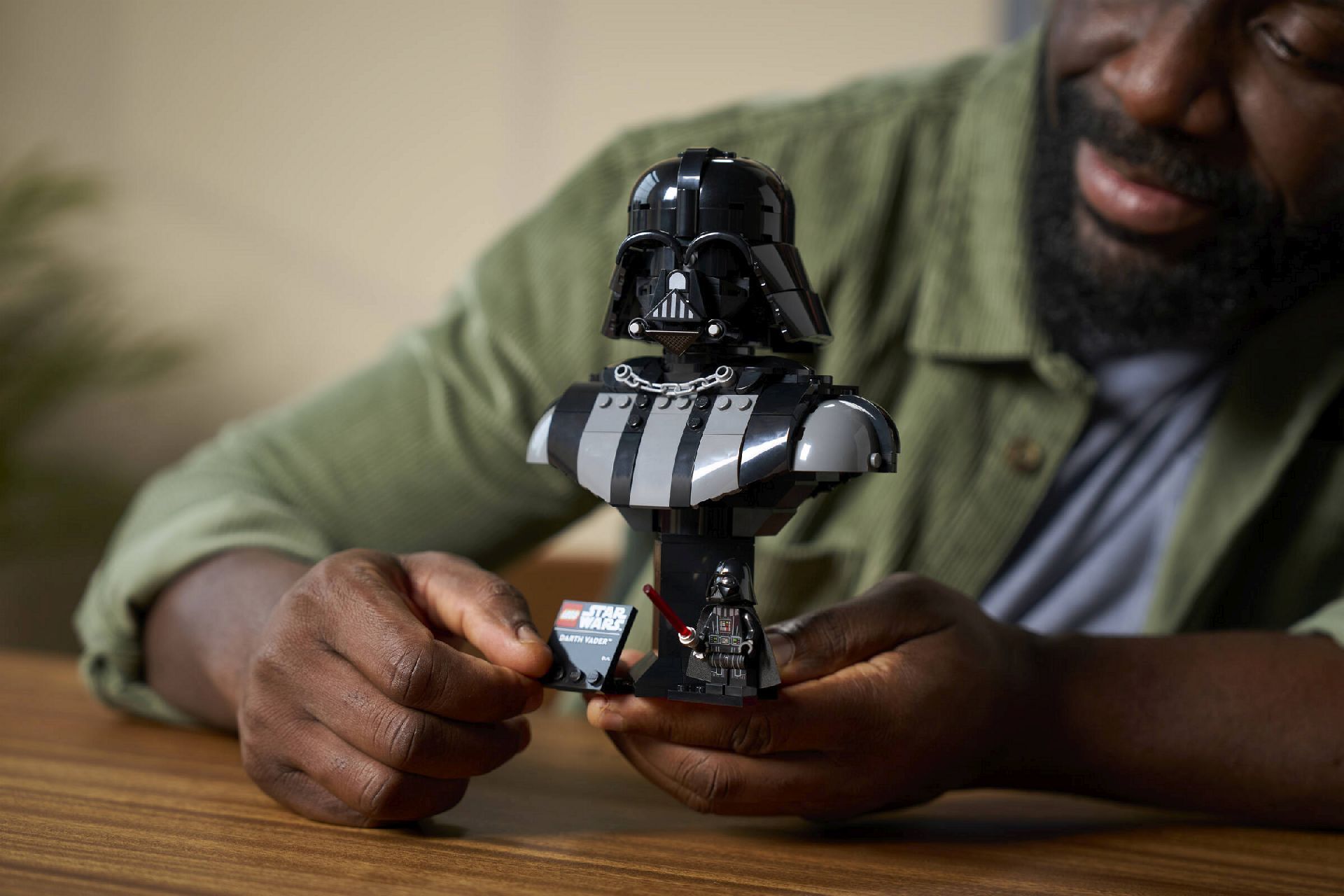 LEGO® Darth Vader™ Bust