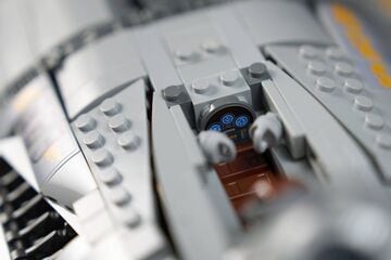 LEGO® The Mandalorian's N-1 Starfighter™