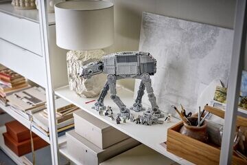 LEGO® Imperial Remnant AT-AT™ with INT-4
