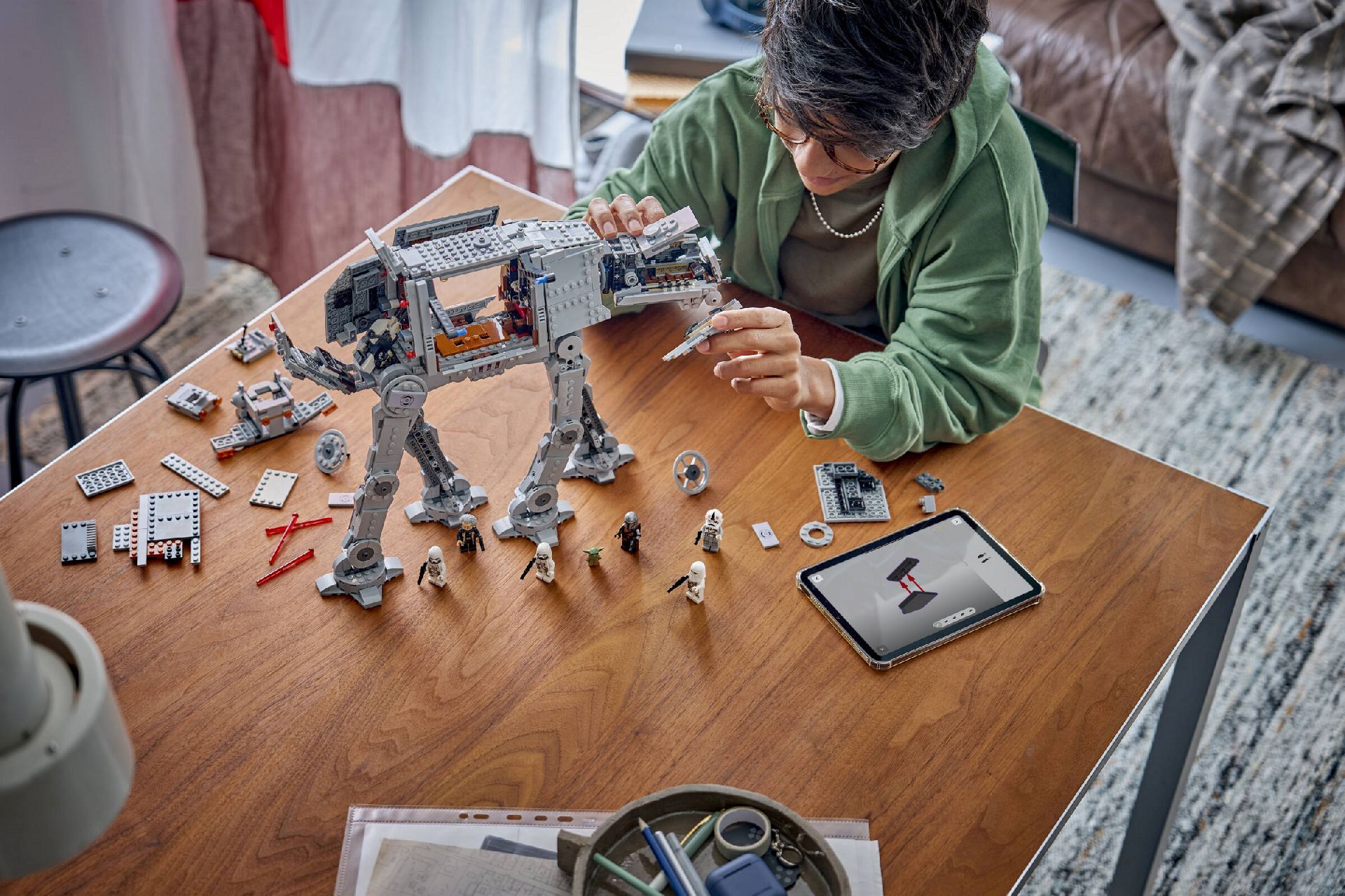 LEGO® Imperial Remnant AT-AT™ with INT-4