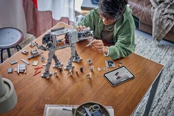 LEGO® Imperial Remnant AT-AT™ with INT-4